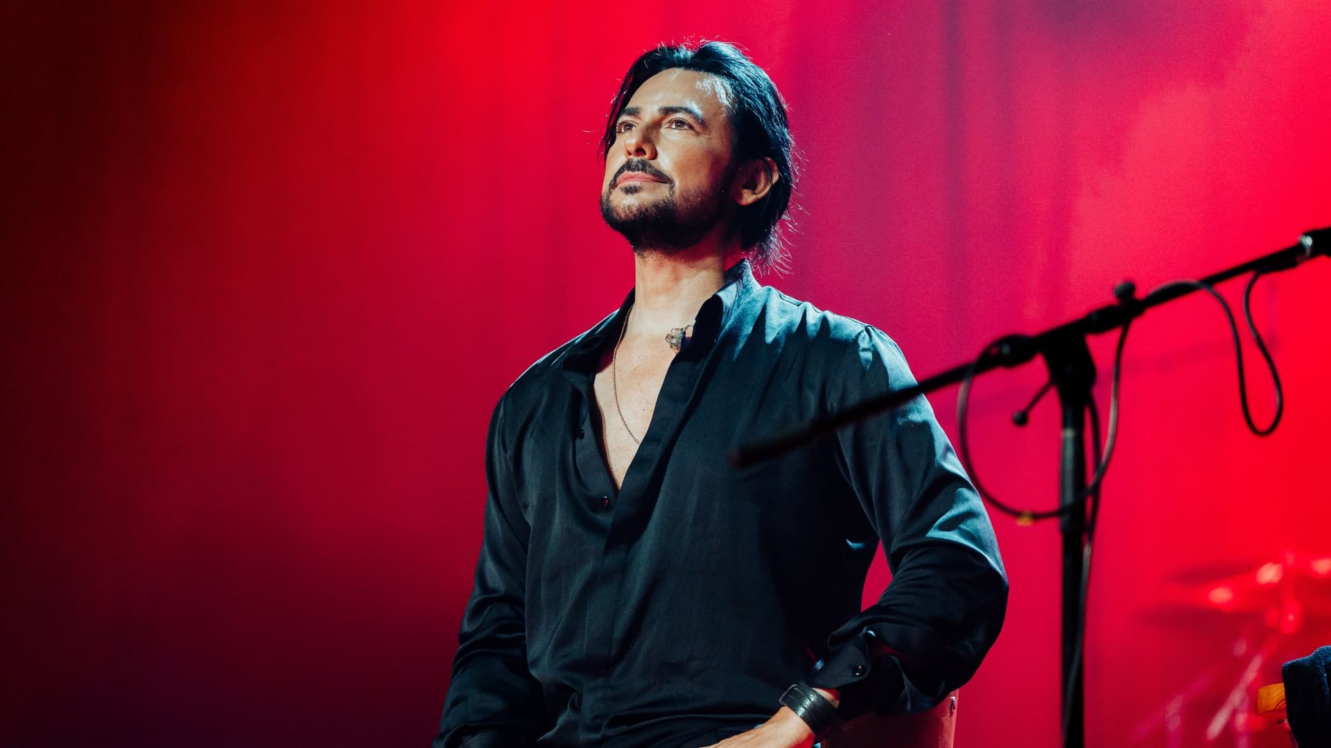 Beto Cuevas - Acustico