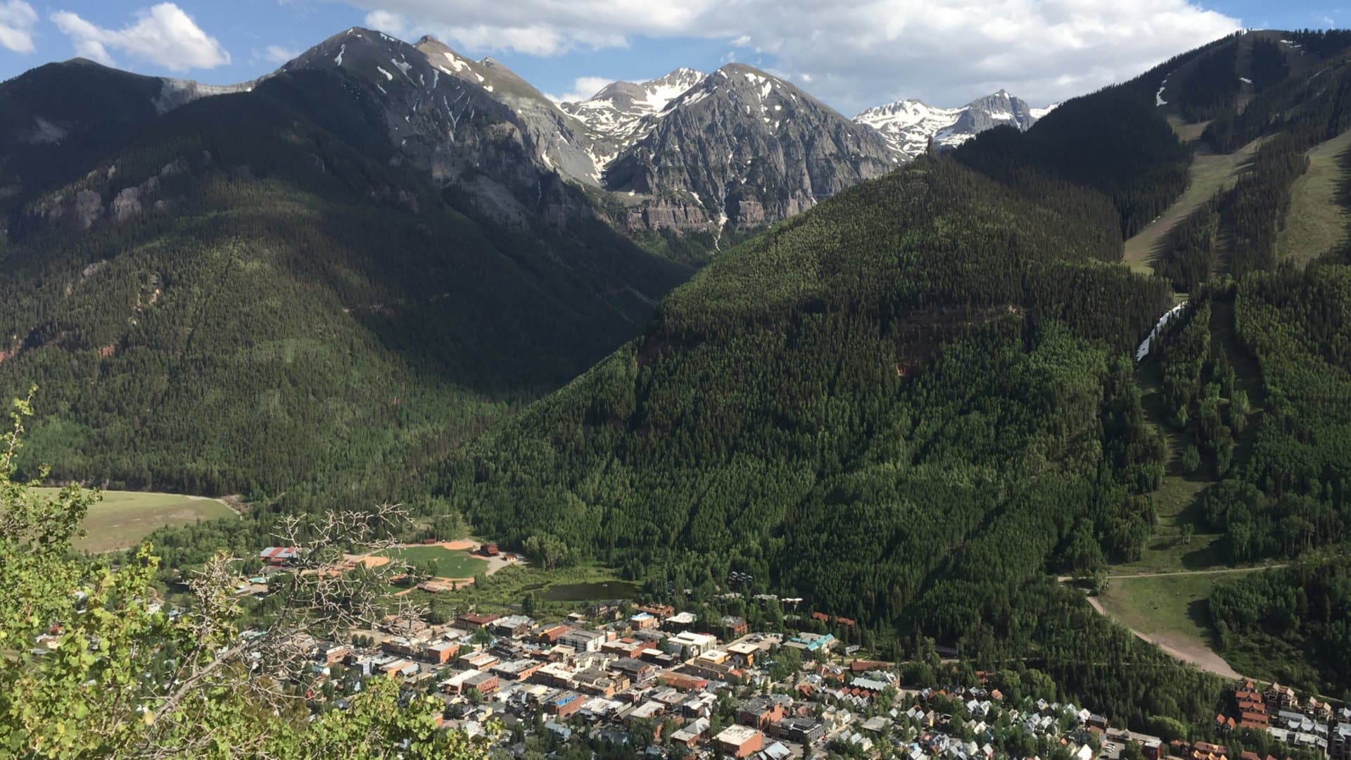 telluride between bluegrass and yoga [an a.foot adventure]