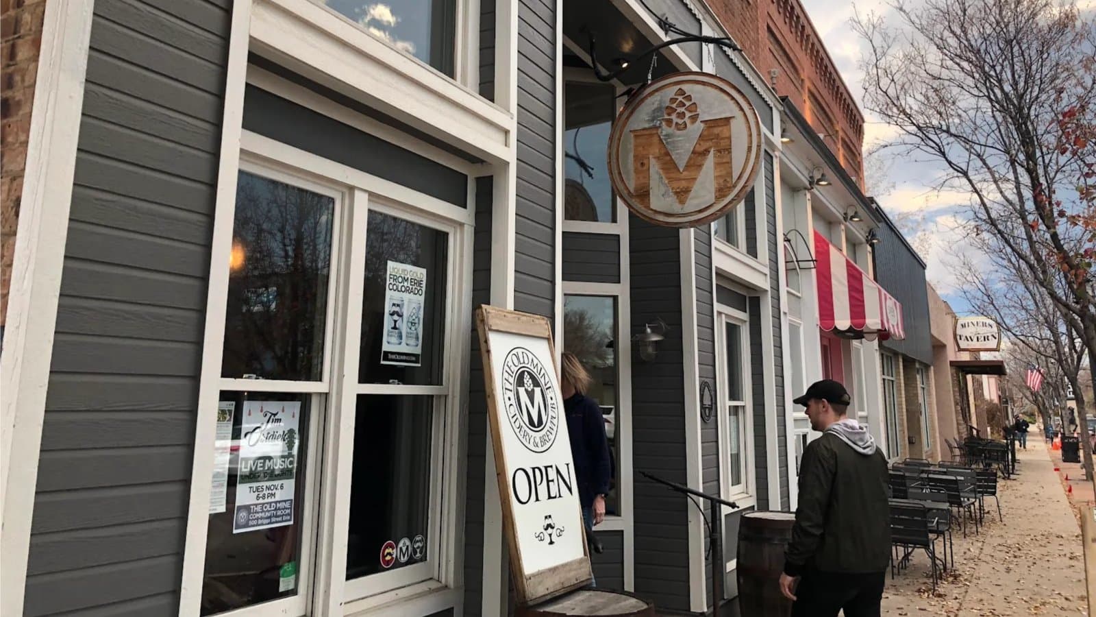 Open Mic at The Old Mine