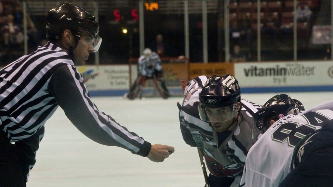 AHL Western Conference Final: Eagles vs Wolves Game 1