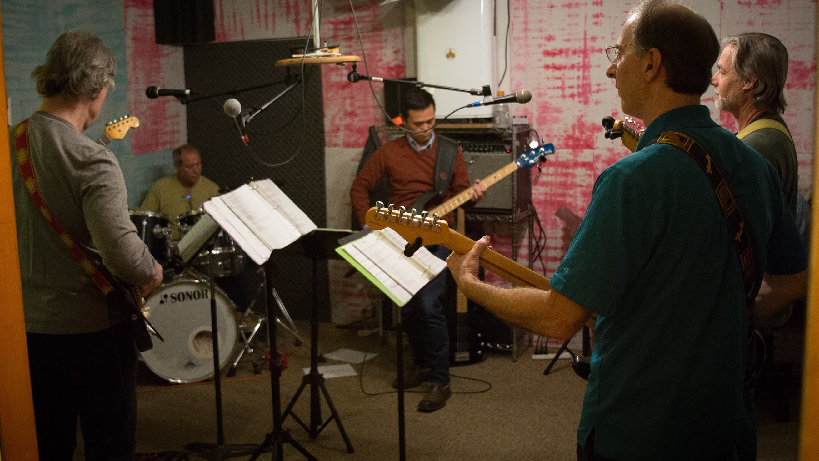 Sunday Jam Sessions at Musical Life Denver